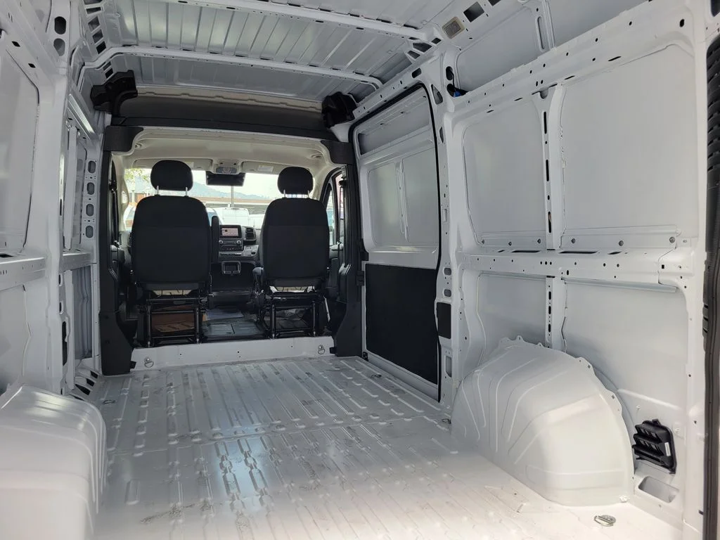 New 2026 Bright White Clear-Coat Exterior Paint RAM High Roof image 17