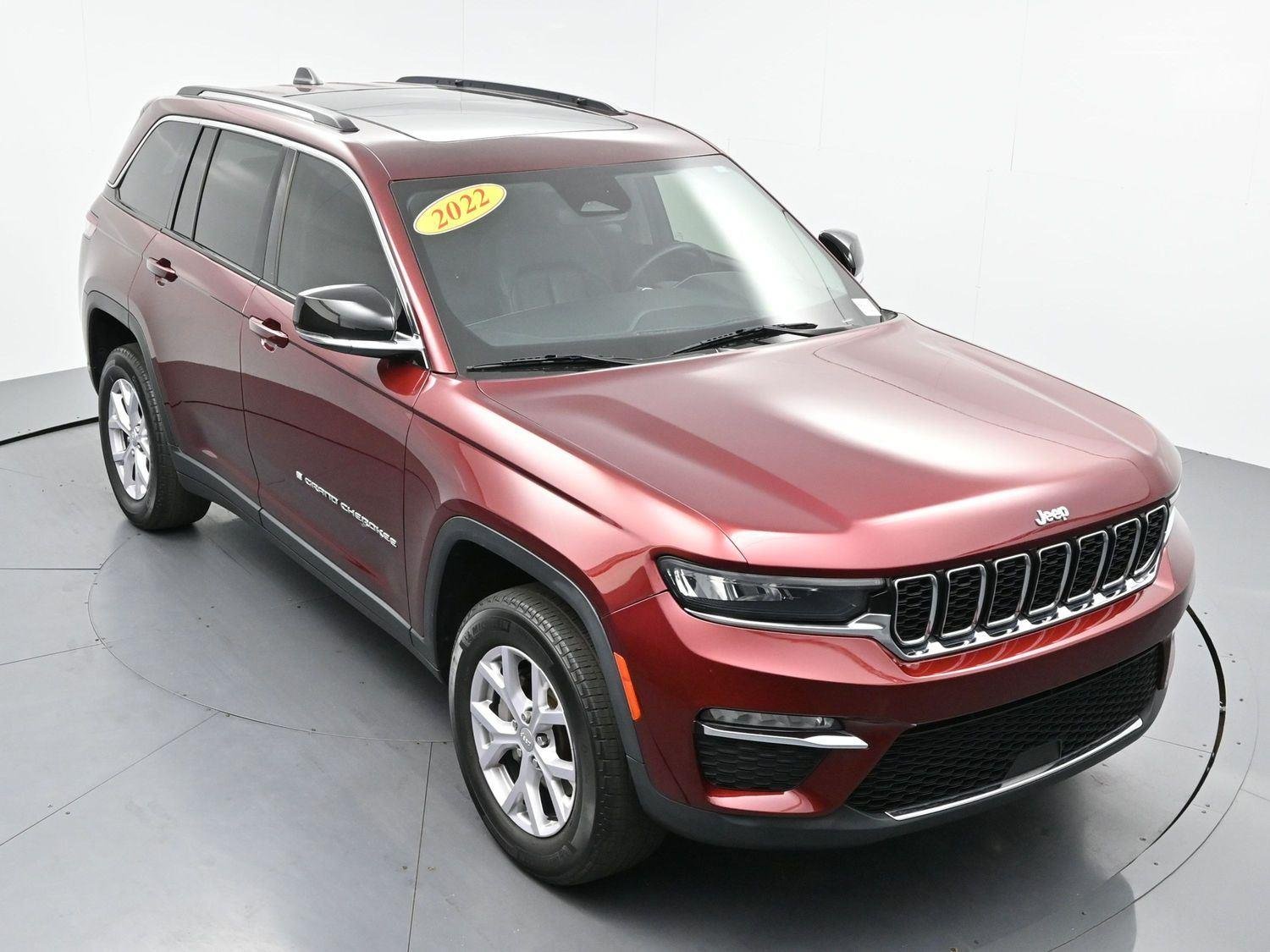 Used 2022 Red Jeep Limited image 42