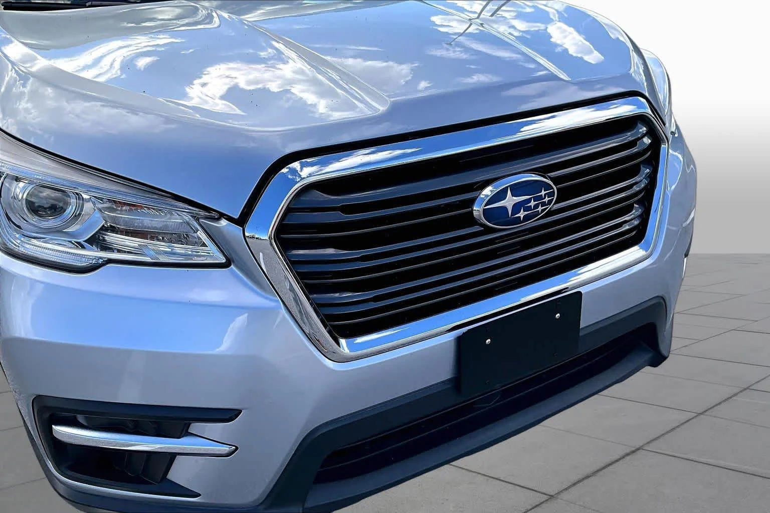Used 2022 Ice Silver Metallic Subaru Premium image 30