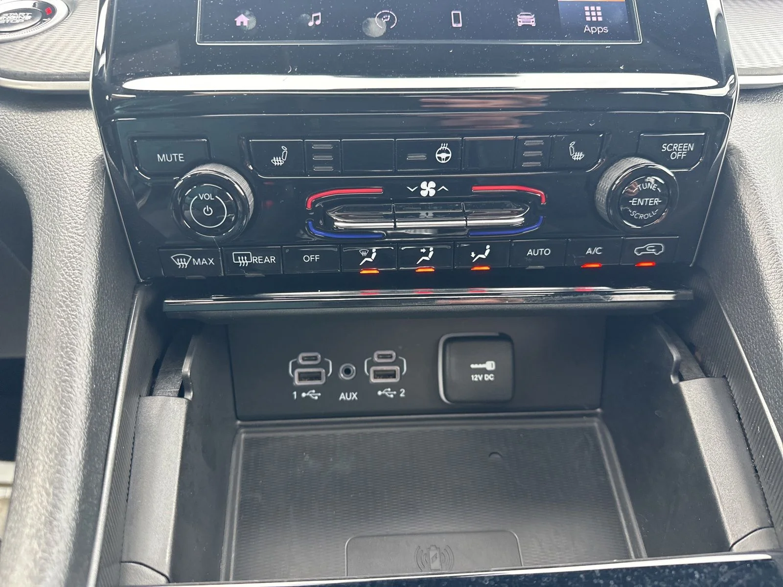 Used 2024 Black Jeep Laredo image 53