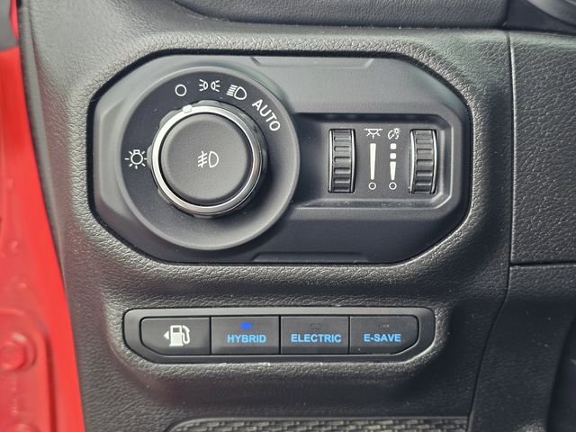 Used 2022 Red Jeep Unlimited Rubicon 4xe image 22