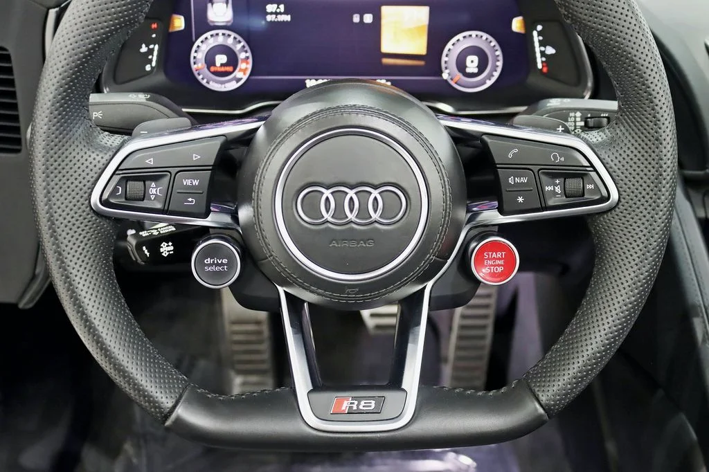 Used 2017 Black Audi 5.2 image 18