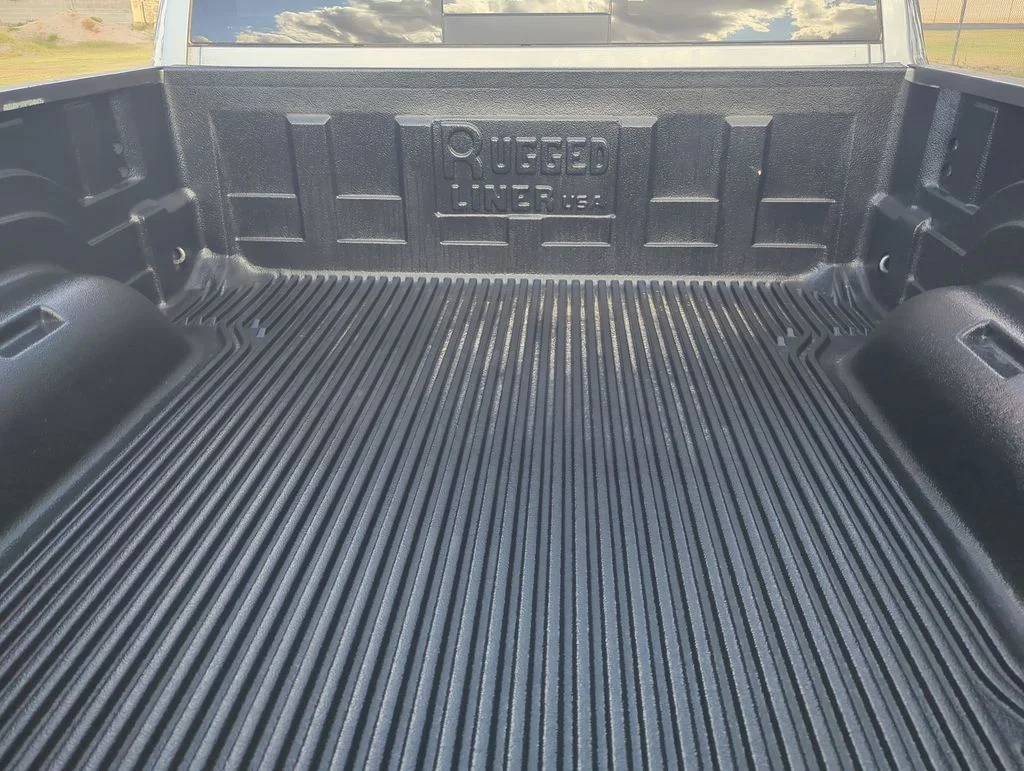 Used 2024 Silver Ram Laramie image 25