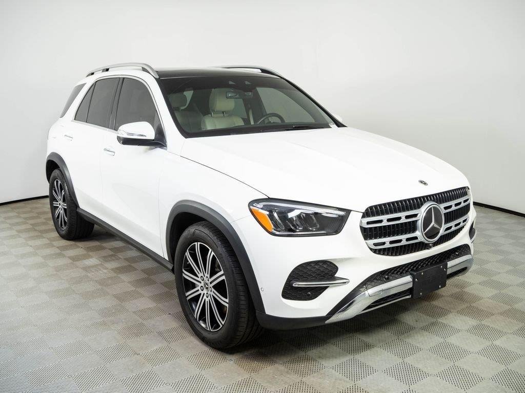 Certified Used 2025 Polar White Mercedes-Benz GLE 450e image 26