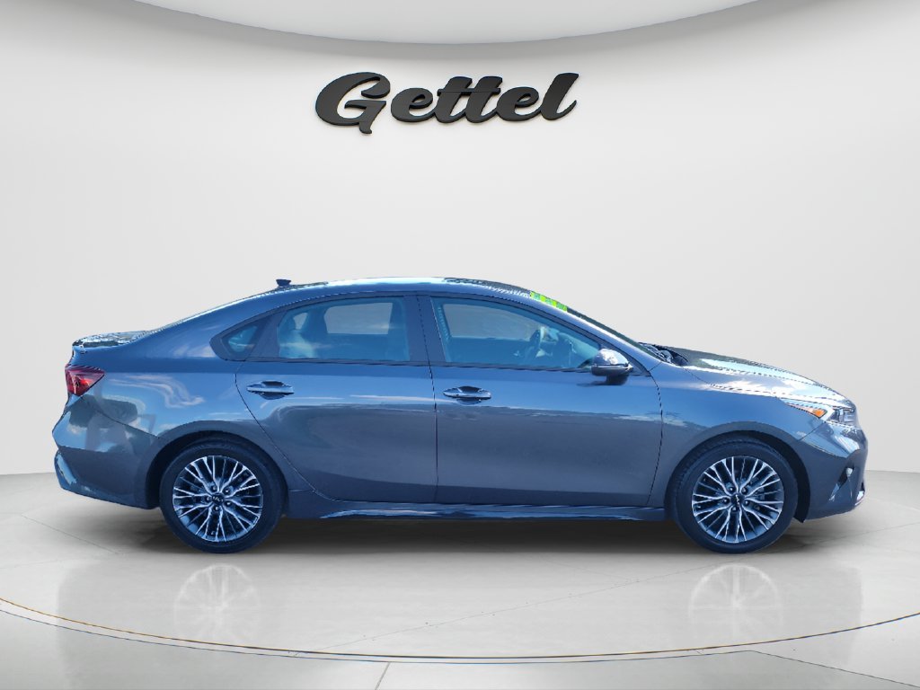 Used 2024 Gray Kia GT-Line image 4