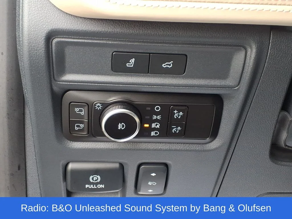 Used 2023 Black Ford Platinum image 14