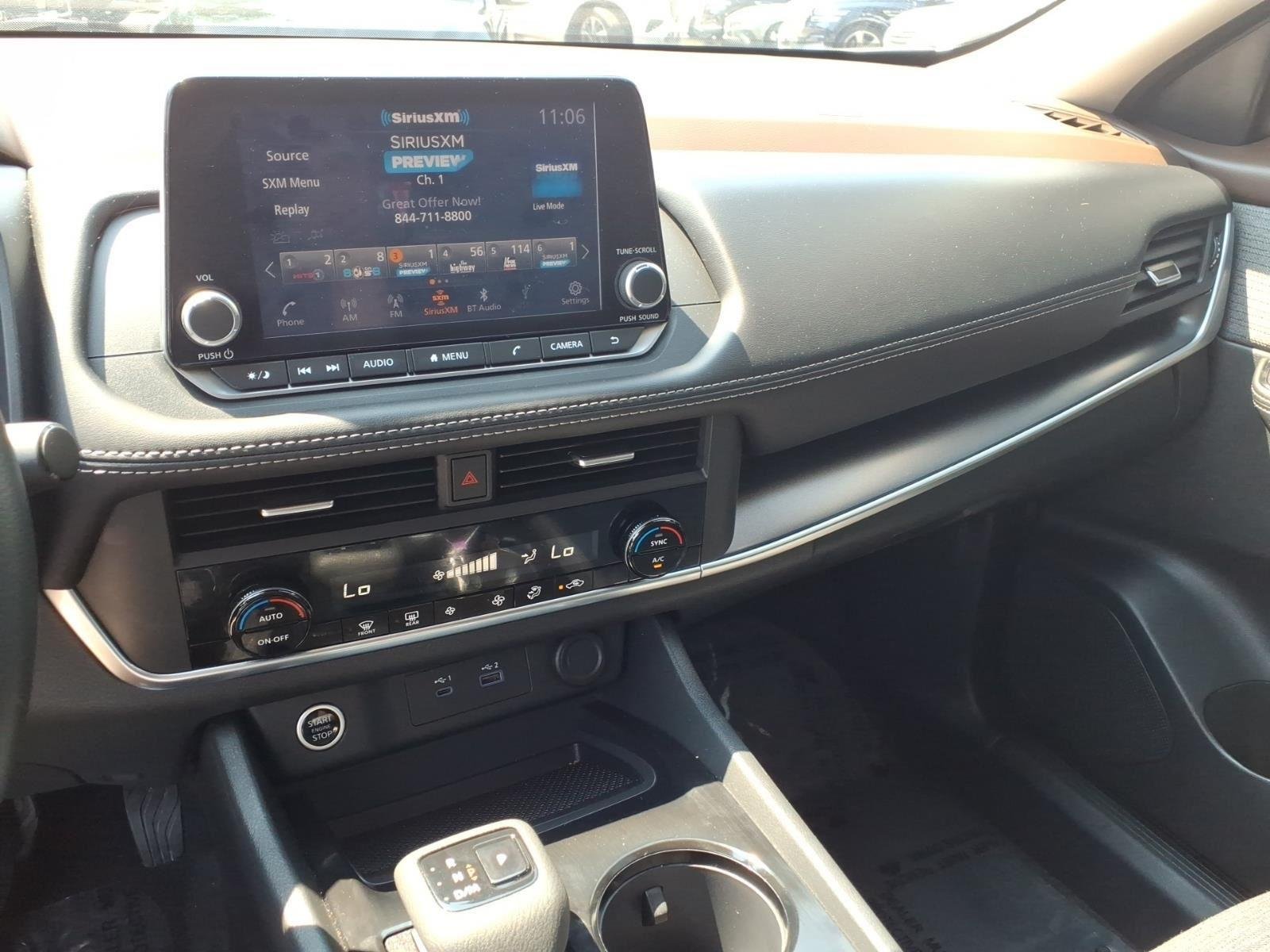 Used 2023  NISSAN SV image 31