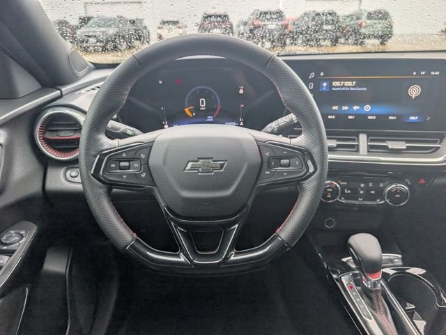 Used 2025 Black Chevrolet 2RS image 23