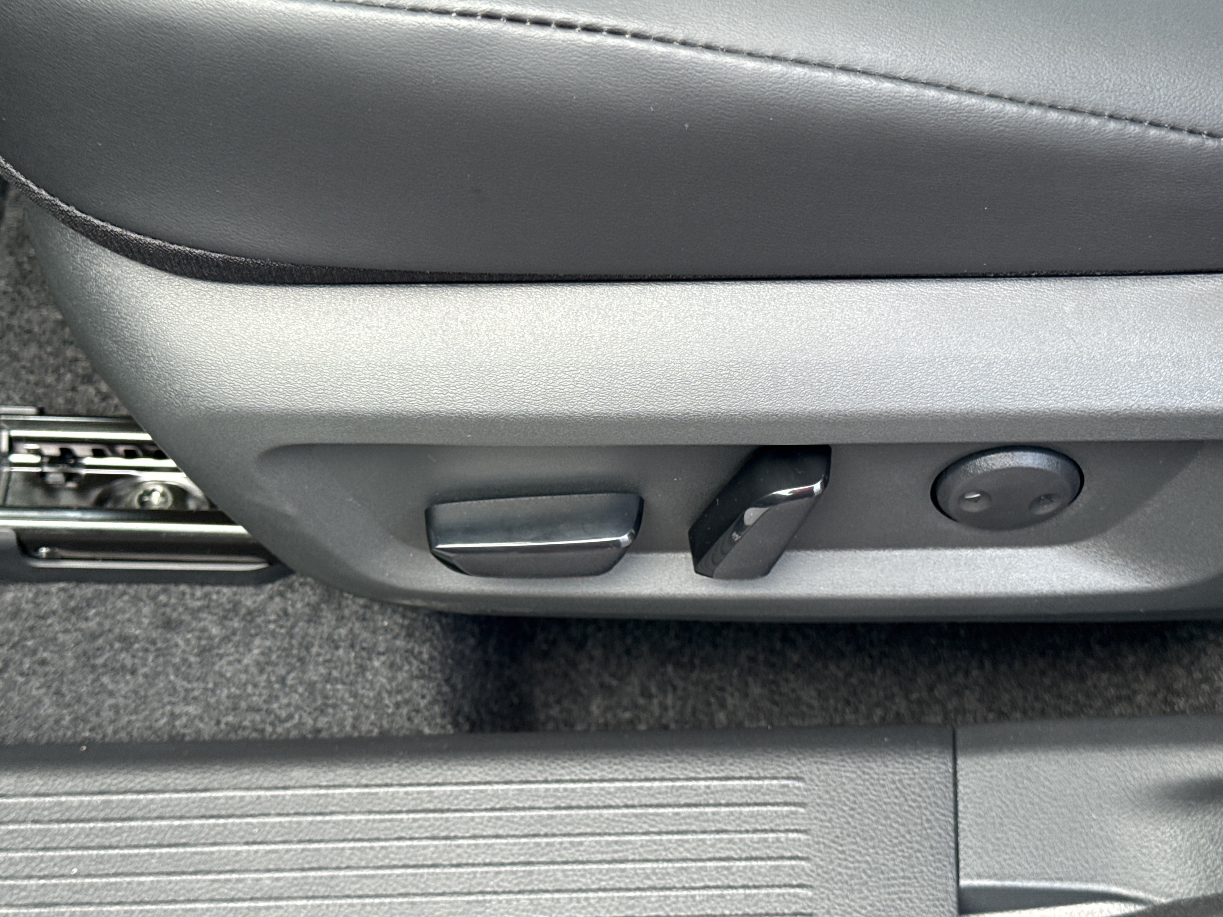 New 2026 Boulder Gray Pearl Nissan Dark Armor™ image 16