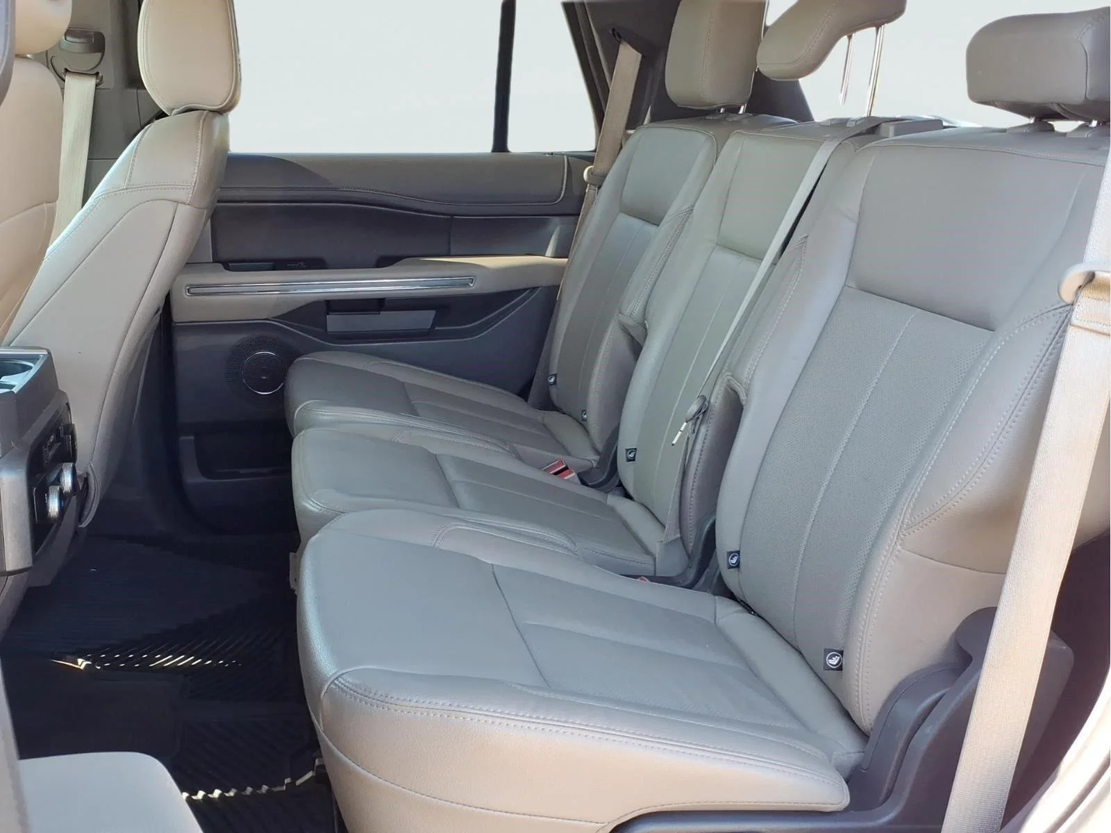 Used 2020 Star White Metallic Tri-Coat Ford XLT image 11