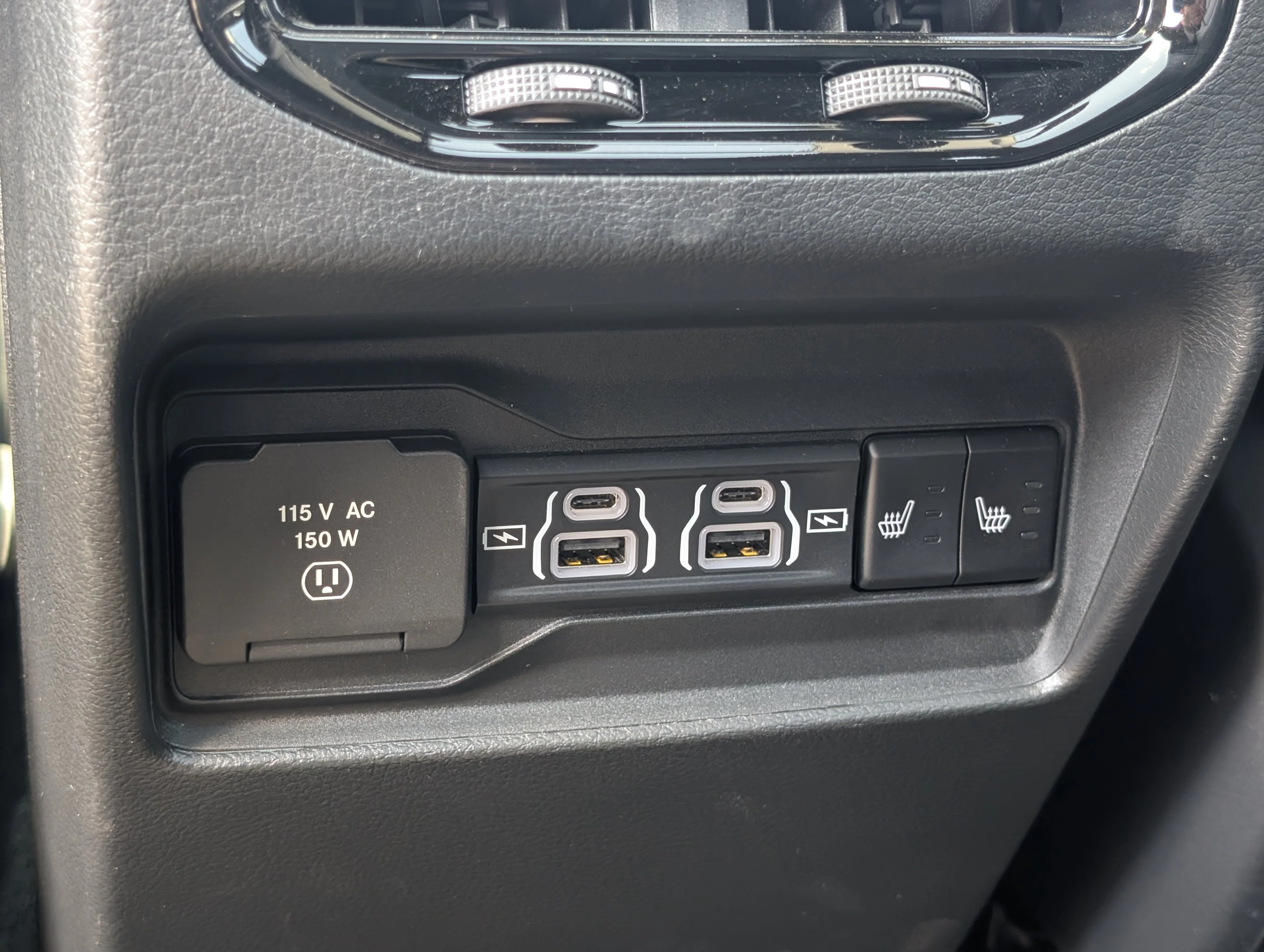 New 2025 Bright White Jeep Limited image 23