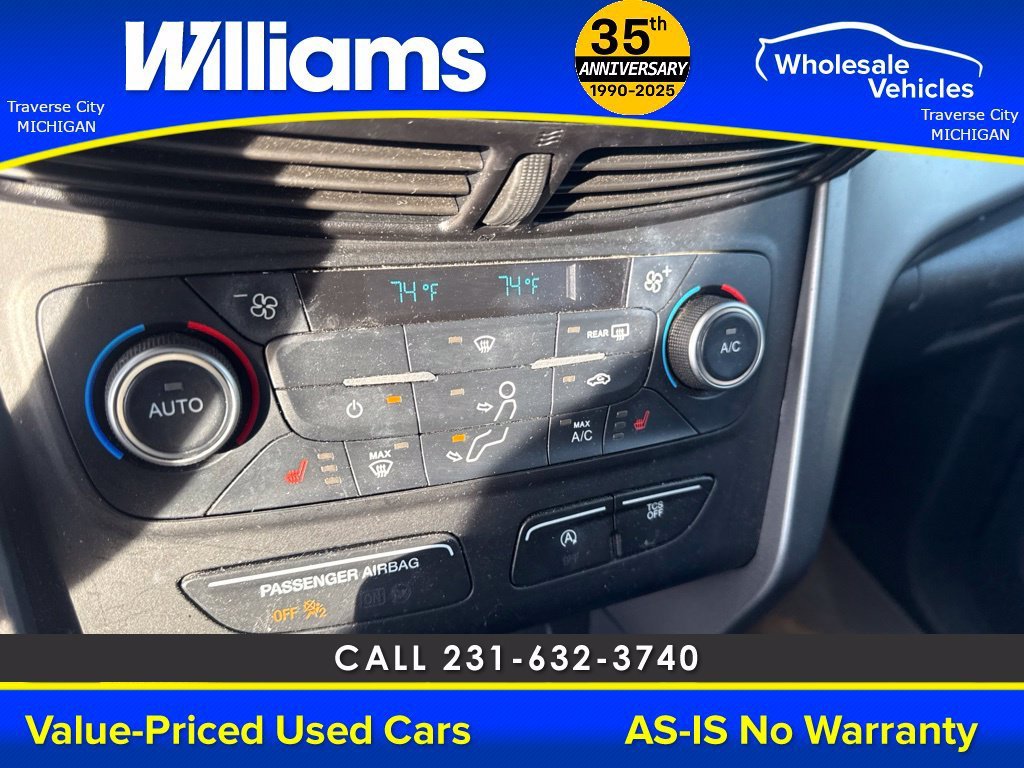Used 2019  Ford SE image 36
