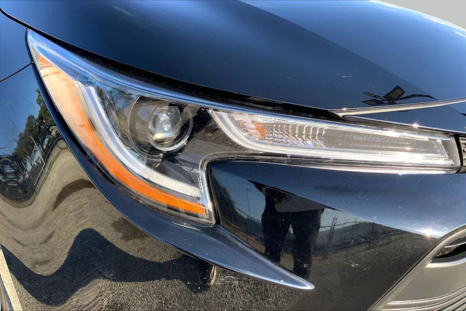 Used 2026 Midnight Black Metallic Toyota LE image 27