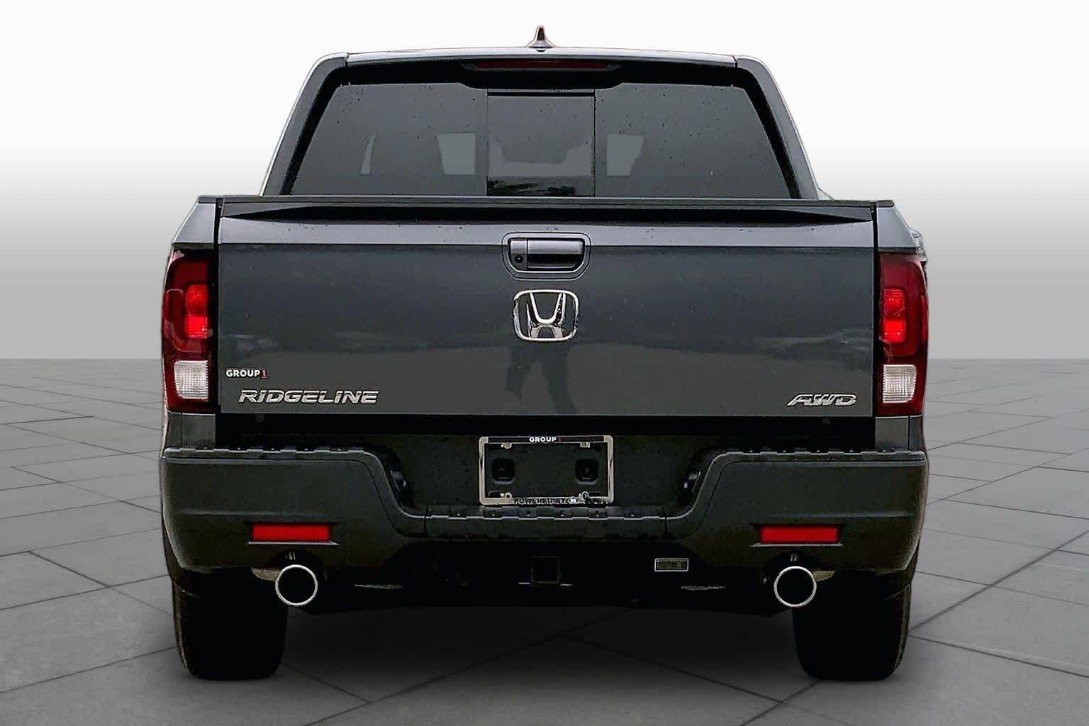 Certified Used 2023 Modern Steel Metallic Honda RTL image 5