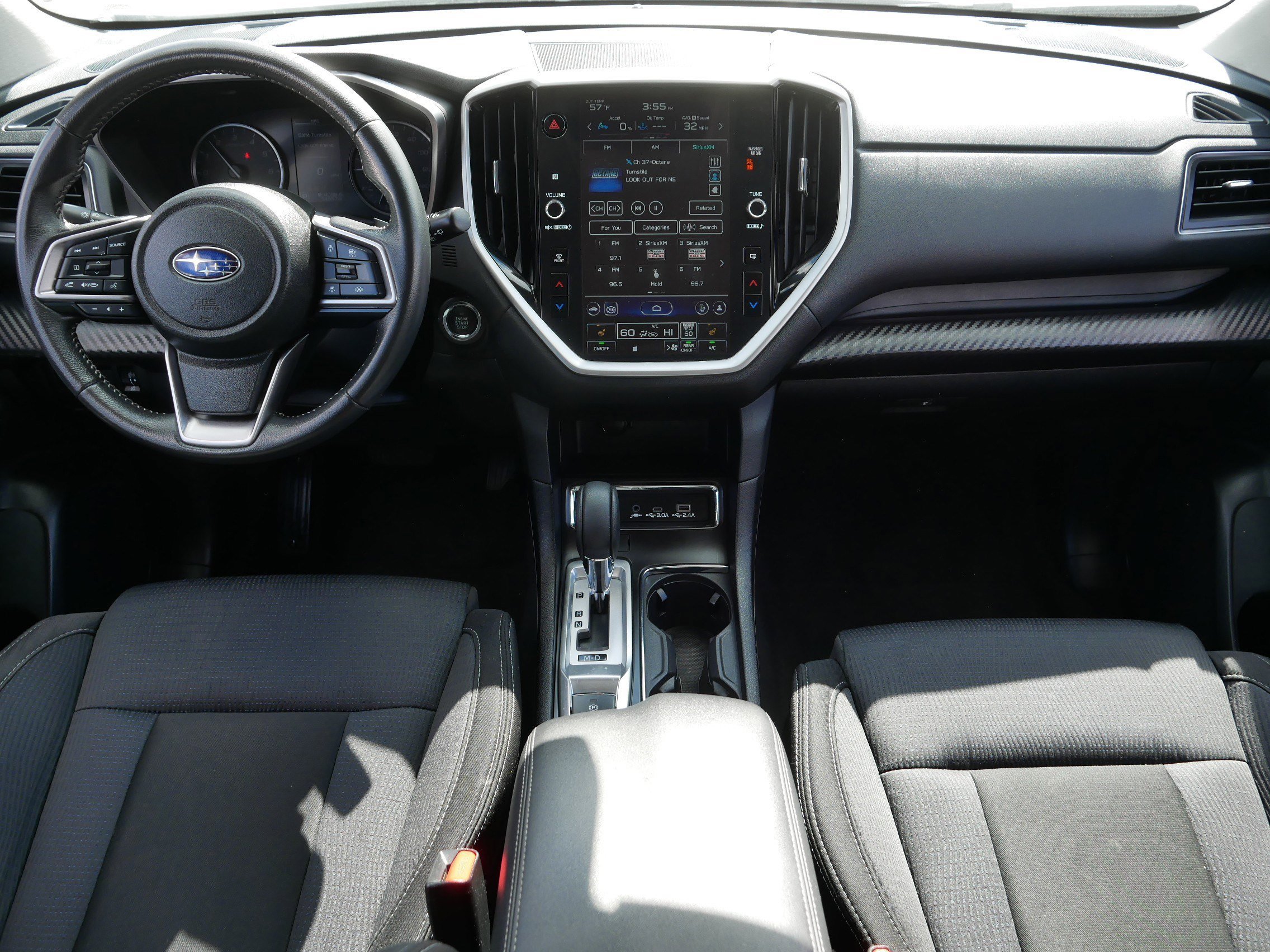 Used 2025 Crystal White Pearl Subaru Premium image 10