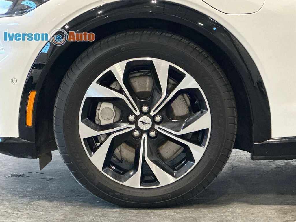 Used 2023 White Ford Premium image 11
