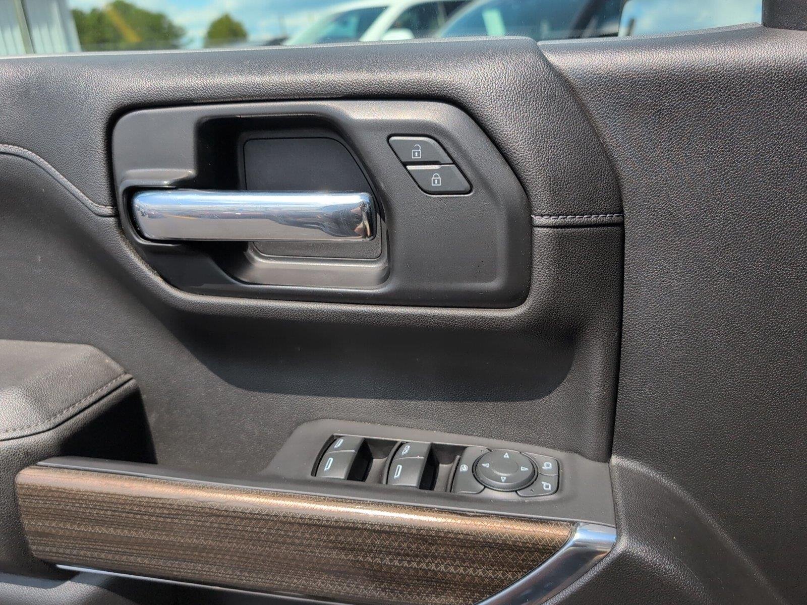 Used 2021 SHADOW GRAY METALLIC Chevrolet RST image 16