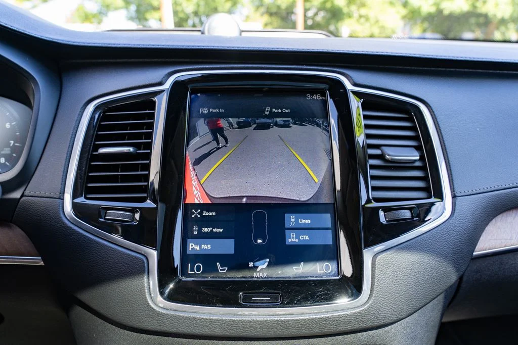 Used 2019 Black Volvo T6 Inscription image 18
