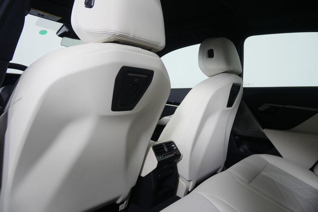 Used 2026 Oxide Grey Metallic BMW 530i xDrive image 17