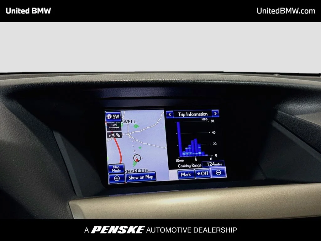 Used 2015 Mica Lexus 450h image 17