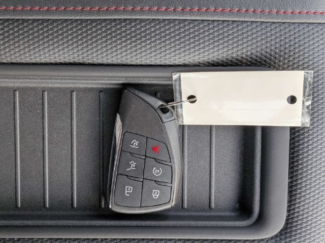 Used 2021 SHADOW GRAY METALLIC Chevrolet RST image 31