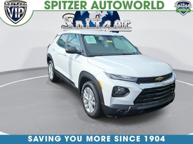 Used 2022 SUMMIT WHITE Chevrolet LS image 2