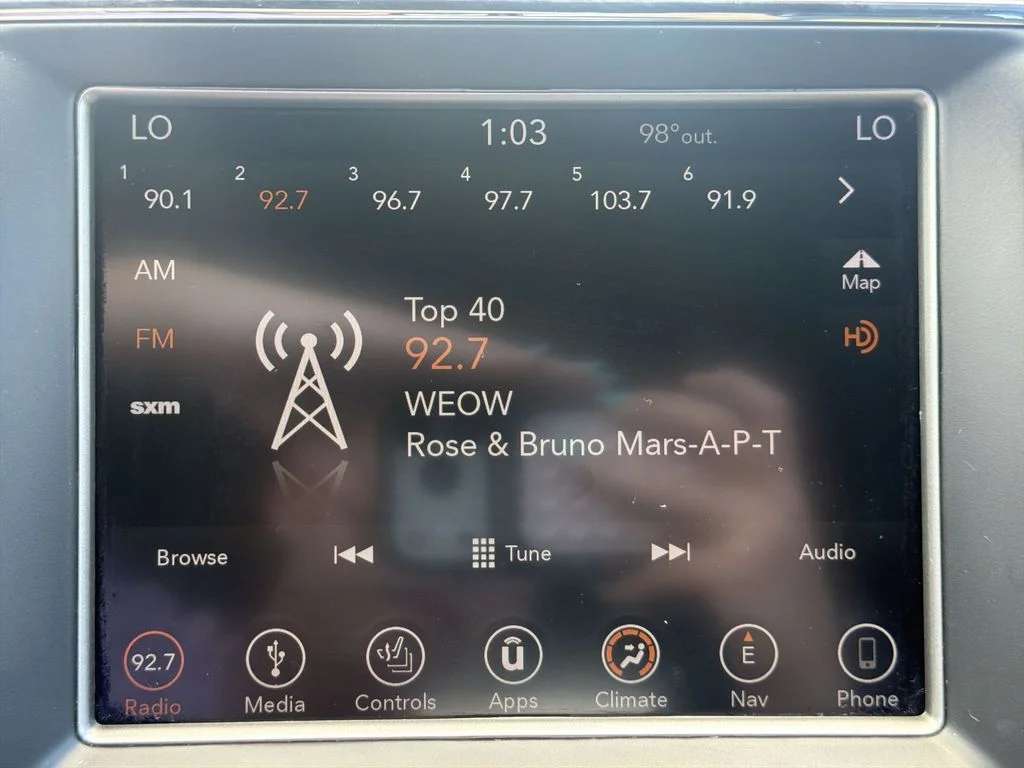 Used 2018 Billet Silver Metallic Jeep Limited image 19