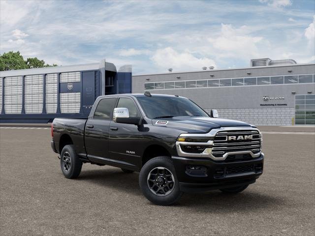 New 2026 Diamond Black Crystal Pearl-Coat Exterior Paint RAM Laramie image 57