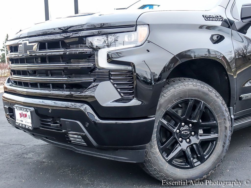 2026 CHEVROLET SILVERADO - Image 3