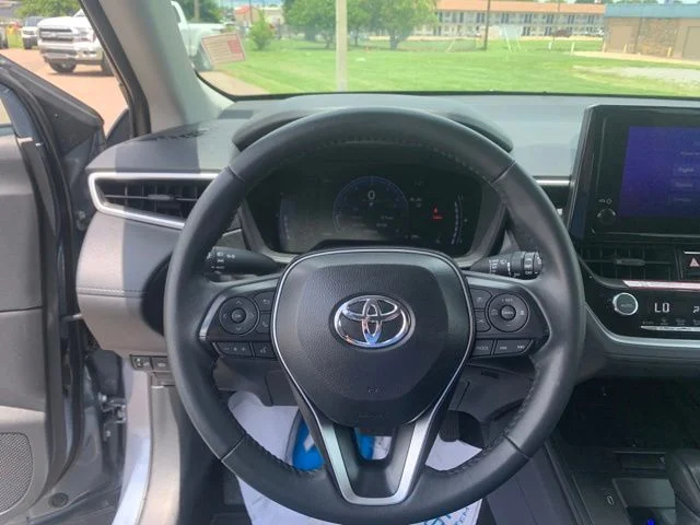 Used 2026  Toyota LE image 15