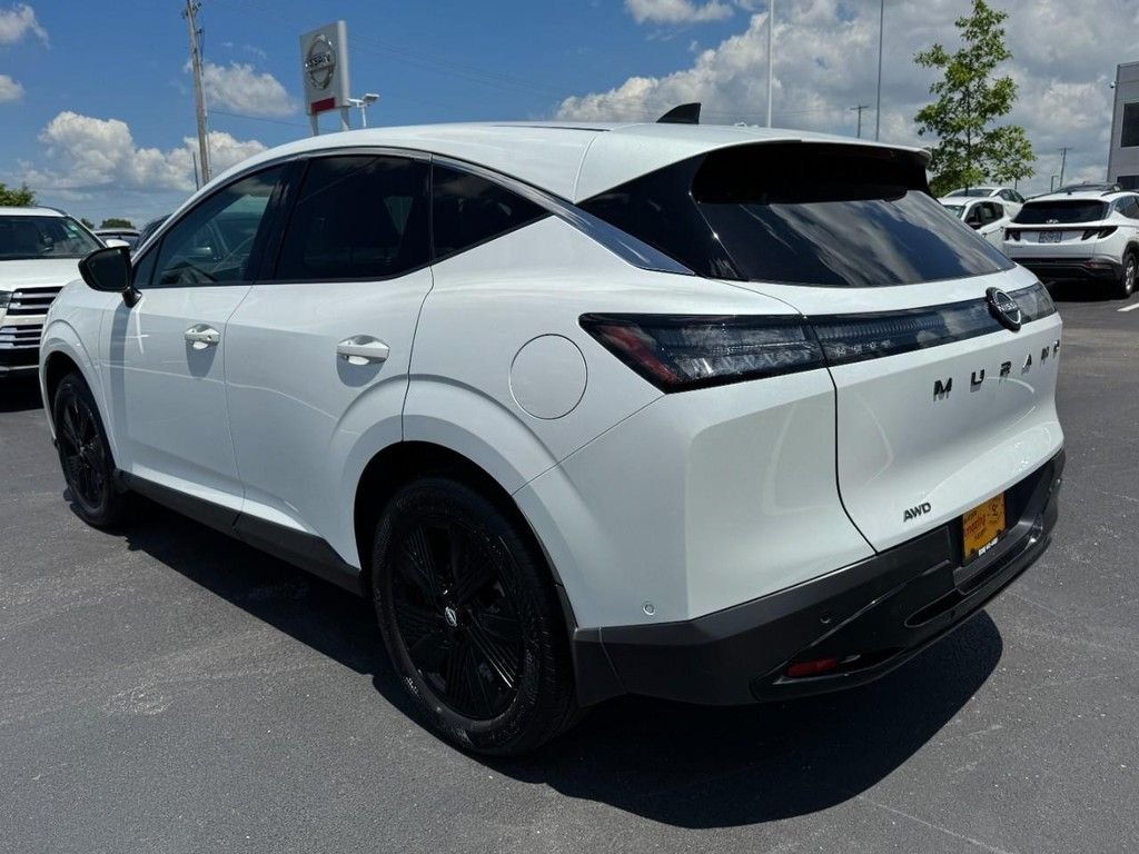 Used 2025 White Nissan SV image 5