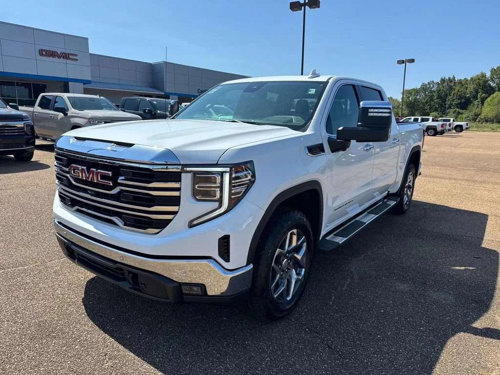 New 2026 Summit White GMC SLT image 3