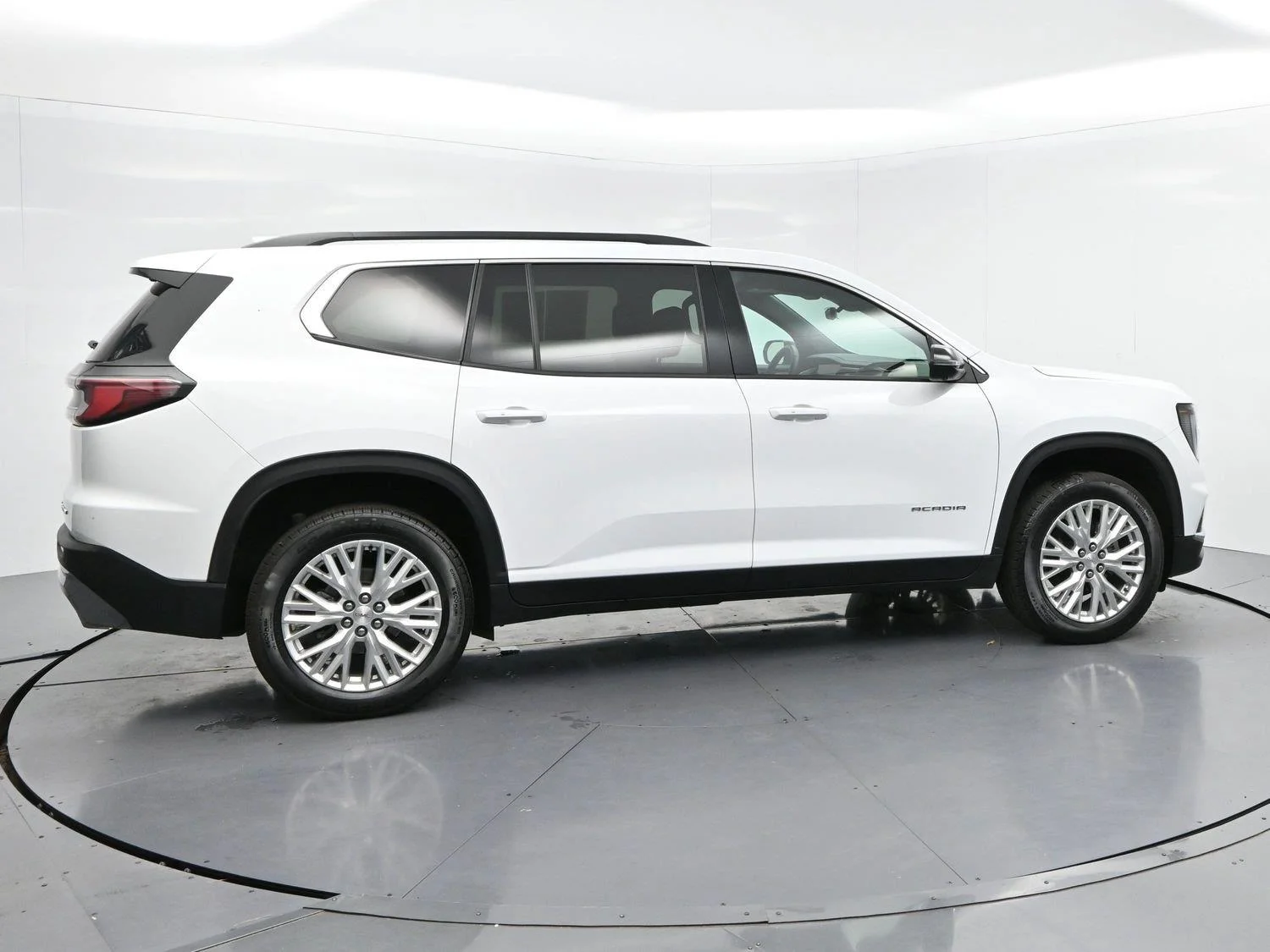 Used 2026 Summit White GMC Elevation image 8