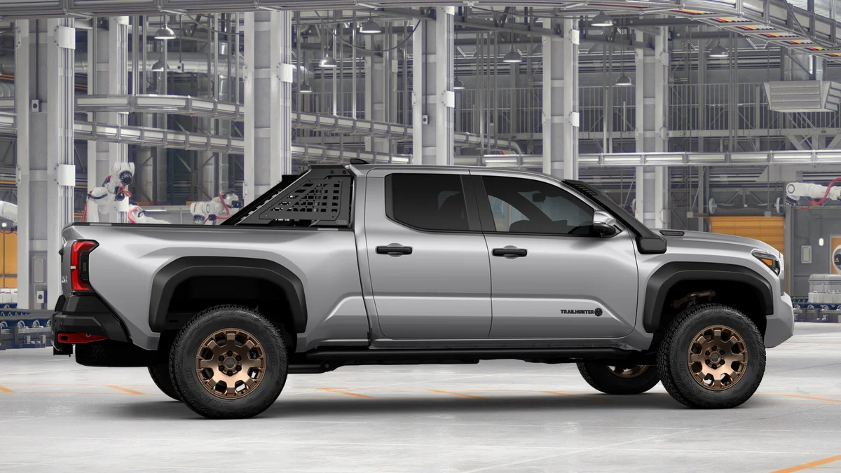New 2026 Celestial Silver Metallic Toyota Trailhunter image 12