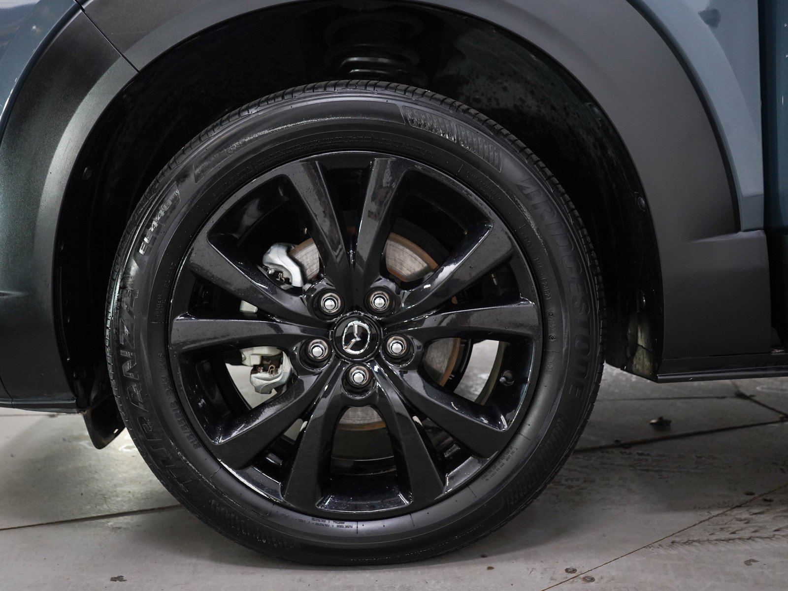 Used 2025 Polymetal Gray Metallic Mazda 2.5 S Carbon Edition image 30