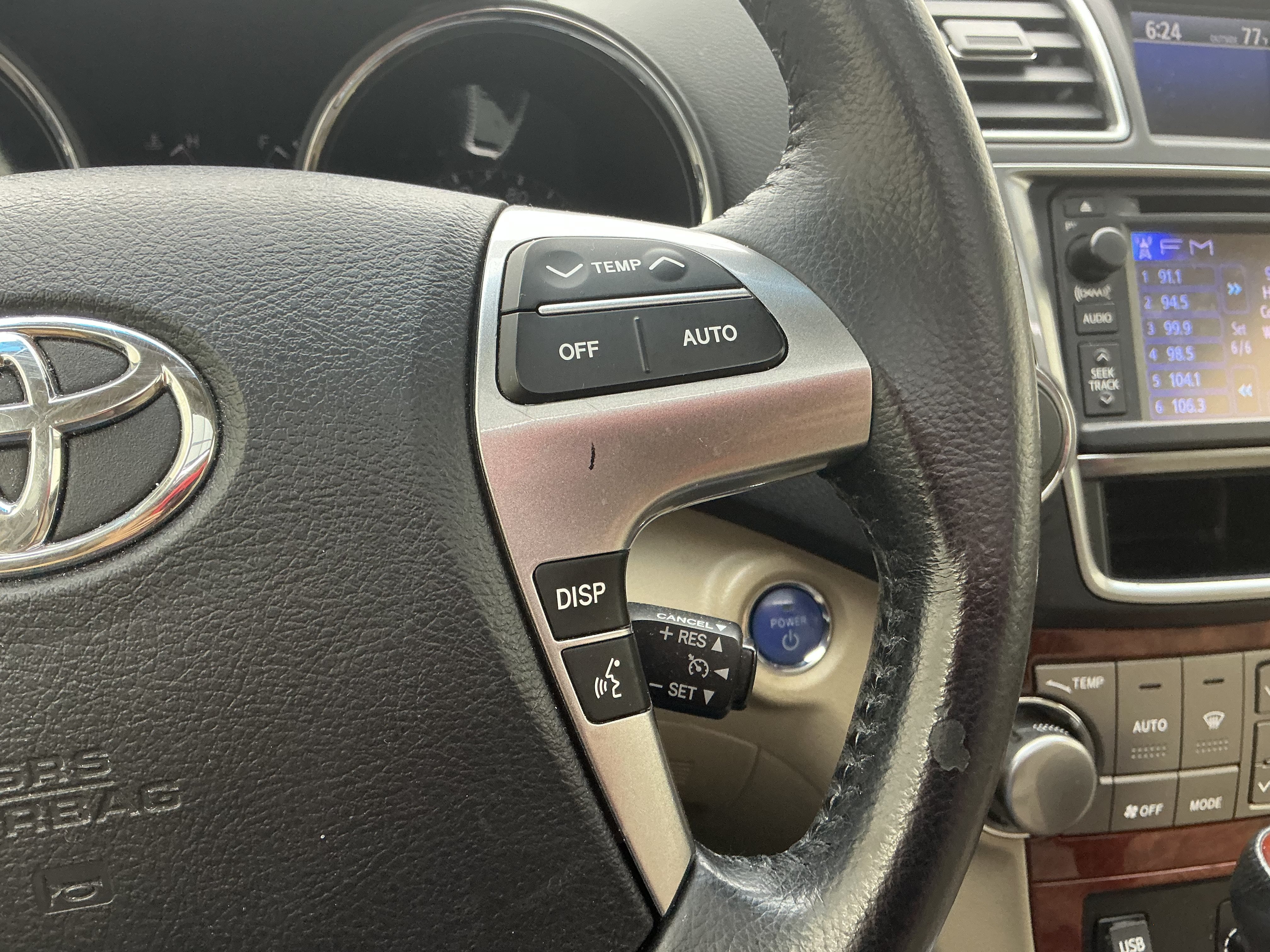 2013 Toyota Highlander Limited Hybrid - Photo 10