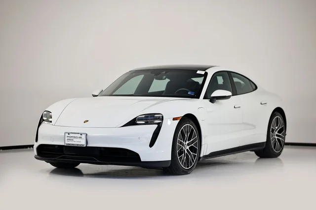 2022 Porsche Taycan CPO