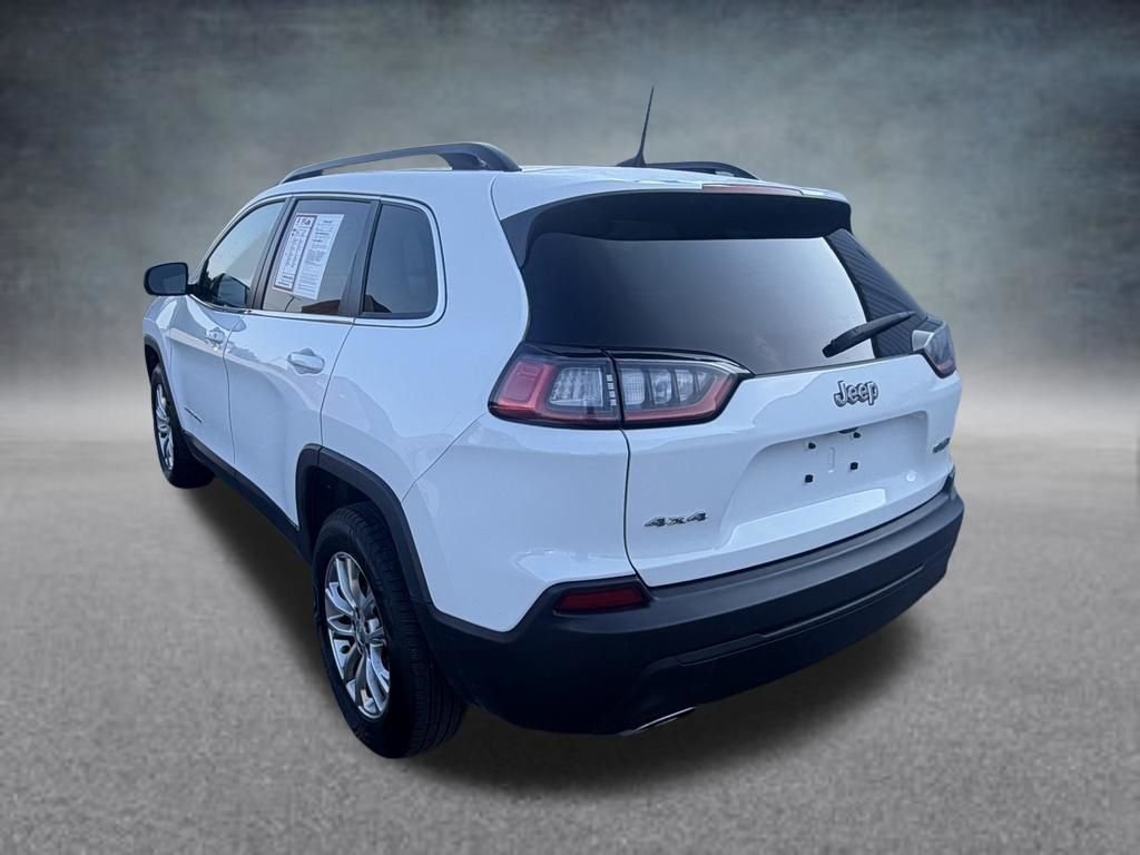 Used 2022 Bright White Clearcoat Jeep Latitude Lux image 3