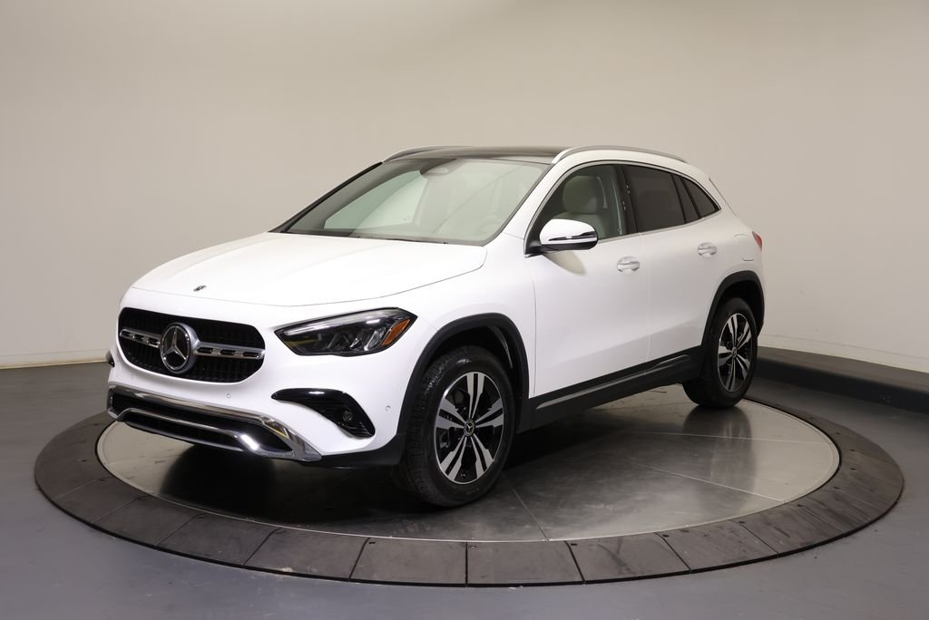 New 2026 Polar White Mercedes-Benz GLA 250 image 3