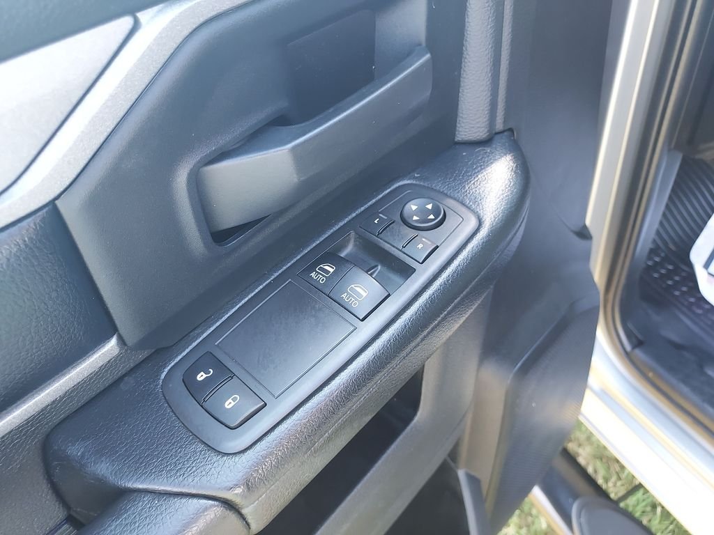 Used 2022 Silver Ram Tradesman image 11