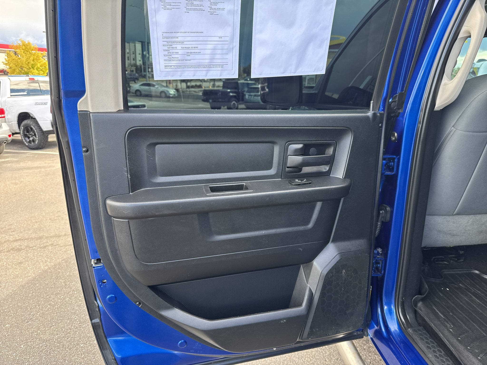 Used 2015 Blue Ram Express image 21