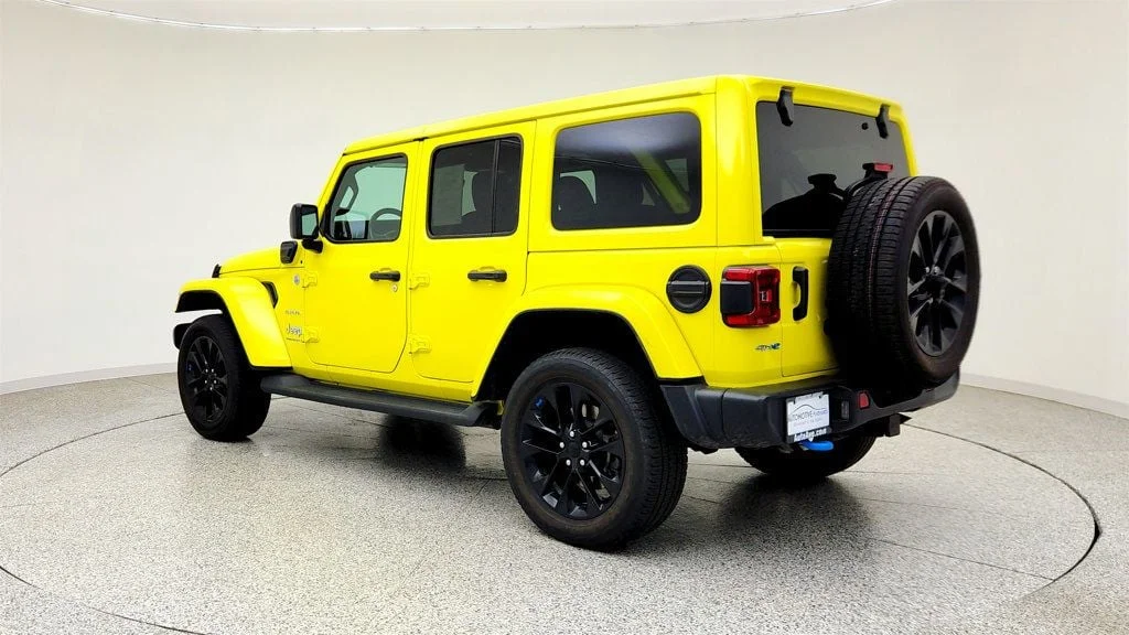 Used 2023 High Velocity Clearcoat Jeep Sahara 4x4 w/ Cold Weather Group & Body-Color Hard Top image 7