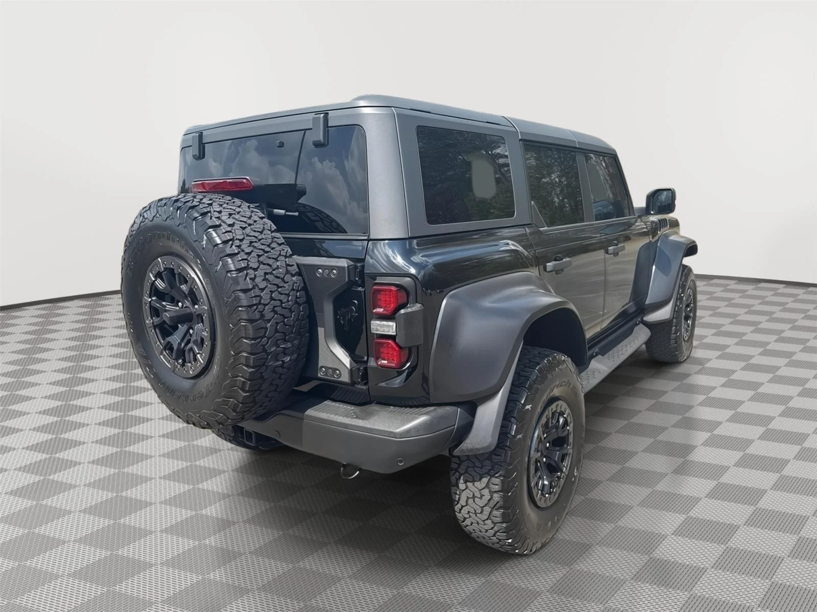 2023 Ford Bronco 4-Door Raptor - Photo 6