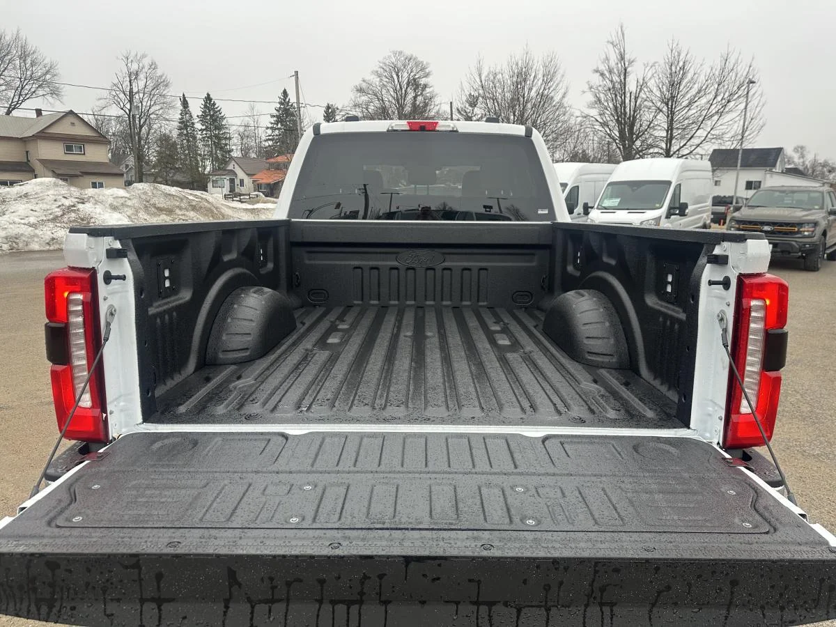 New 2026 White Ford XLT image 7