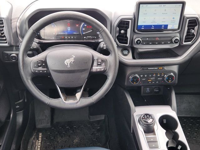 Used 2022 Green Ford Outer Banks image 25
