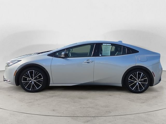 Used 2024  Toyota XLE image 8