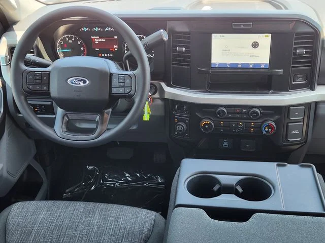 New 2026 Oxford White Ford F-250® XLT image 27
