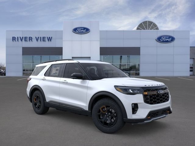New 2026 Star White Metallic Tri-Coat Ford Tremor® image 7