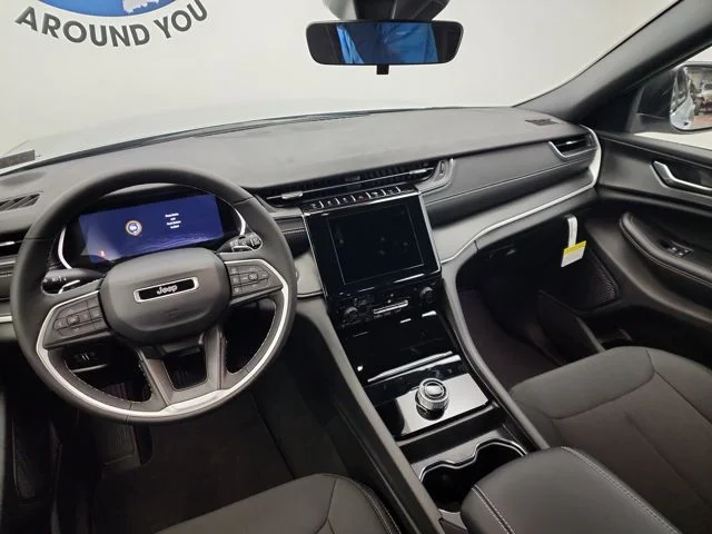 2025 Jeep Grand Cherokee L Laredo - Photo 17