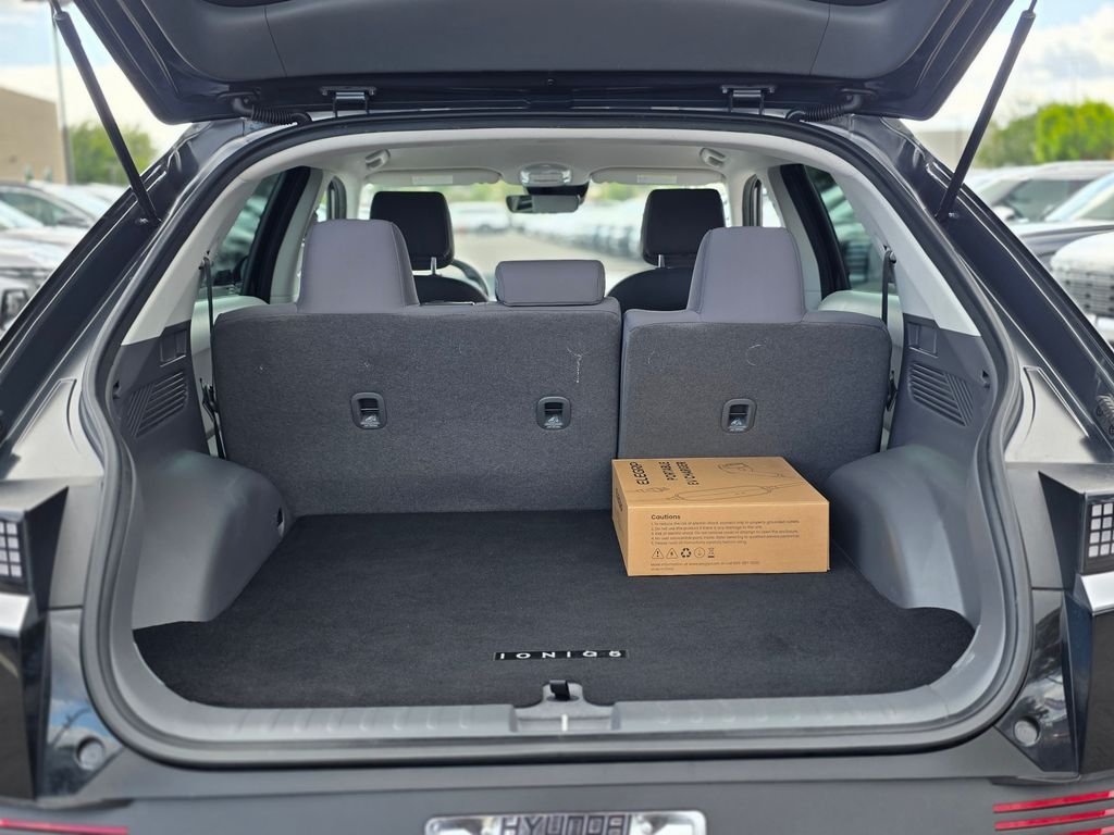 2022 Hyundai IONIQ 5 SE - Photo 12